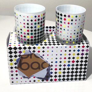 Bloomingdale's Pair of Drinking Glasses in Matching Gift Box (fake tear!)
